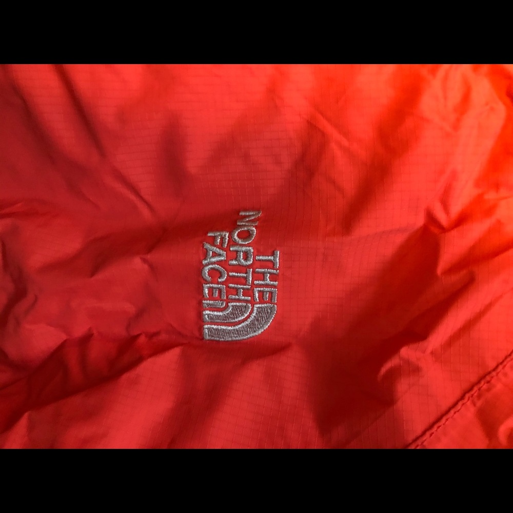 North Face Hooded Rain Jacket - Picture 3 of 6